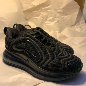 Nike Air Max 720 Triple Black Size 4Y/womens 5.5
